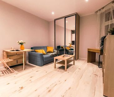 Przytulna kawalerka w centrum Katowic 24 m² - Photo 4