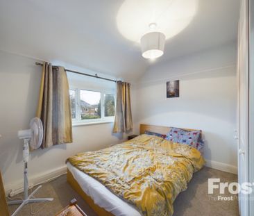 Hazel Grove, Staines-upon-Thames, Surrey,TW18 - Photo 5