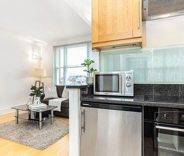 Studio to rent - Photo 6