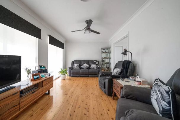 Has It All - Photo 1