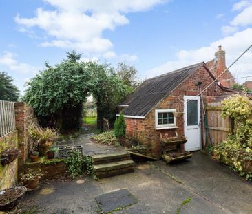 2 bedroom terraced house to rent - Photo 6