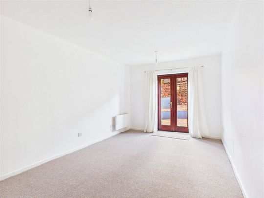 Highgrove Street, - Photo 1