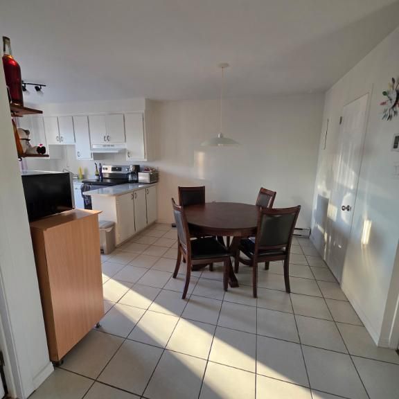Laval-Des-Rapides, Grand 4 1/2 à louer - Photo 1