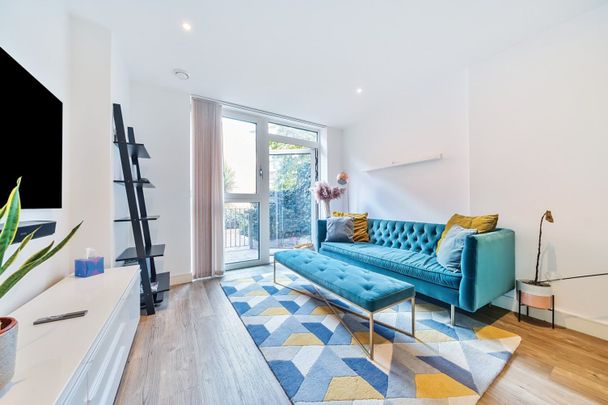 34 Cable Walk, London, SE10 - Photo 1