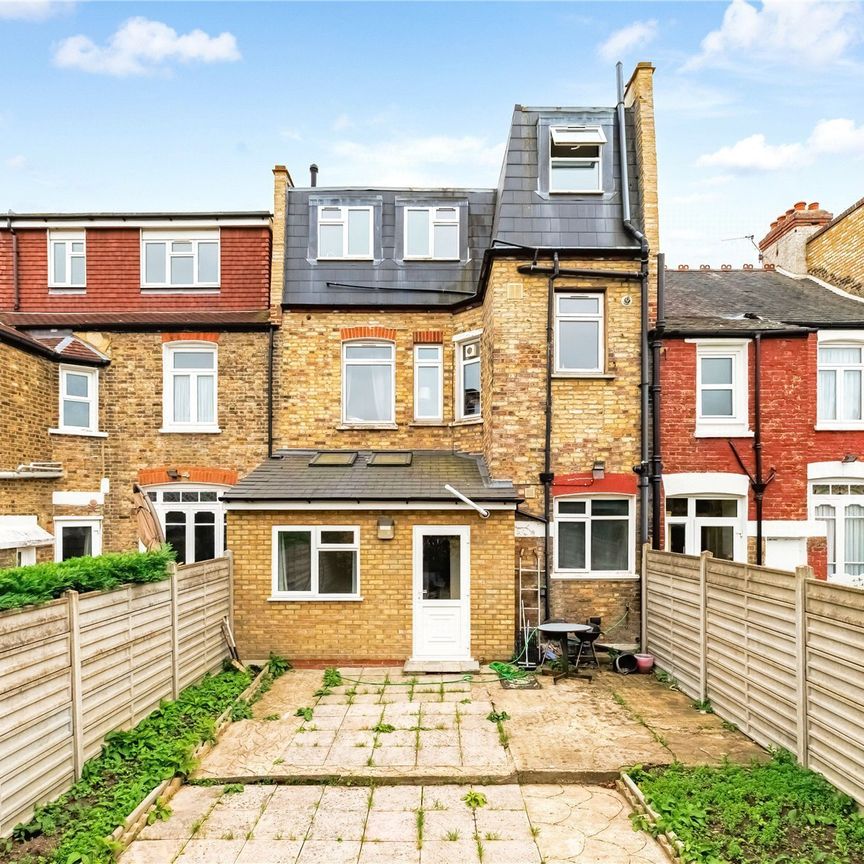 Montana Road, London, SW17 flat to rent - Photo 1