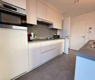 Twee-slaapkamerappartement met ondergrondse autostaanplaats in Meul... - Photo 4