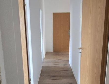 Für die kleine Familie: 3-Raum-Wohnung – mitten im Grünen in Geyer - Photo 1