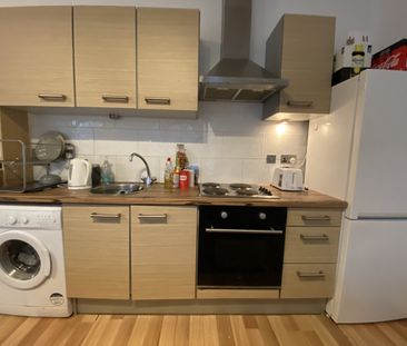 Connaught Road, Roath - Photo 5