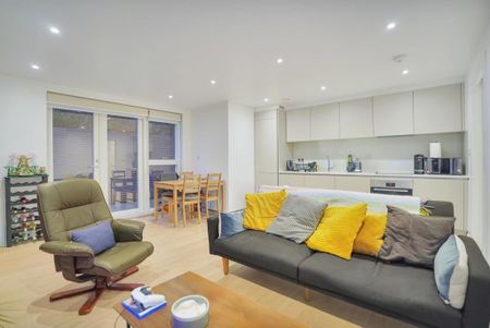 2 bedroom flat to rent - Photo 3