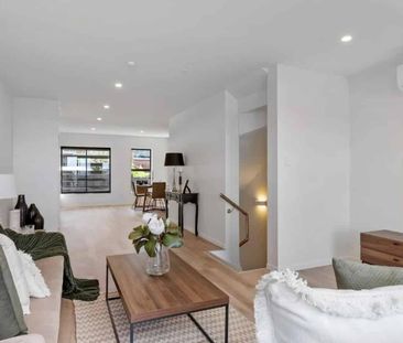 THREE KINGS, 2 BEDROOMS - Photo 2