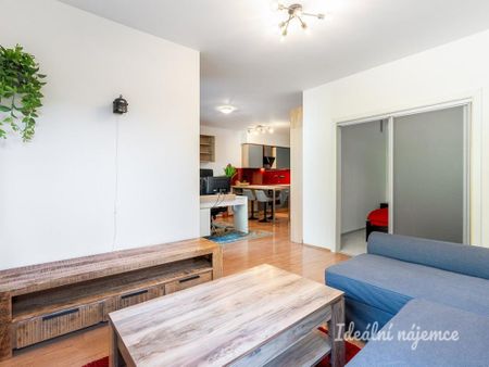 Pronájem bytu 2+kk 57 m2 - Fotografie 4