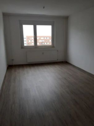 2 Zimmer mit Balkon und Aufzug im betreuten Wohnen - Foto 1