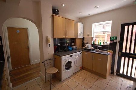 Eastfield Road, Peterborough, Cambridgeshire, PE1 - Photo 3