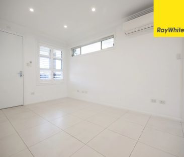 STYLISH TWO BEDROOM LUXURY HOME - Photo 2