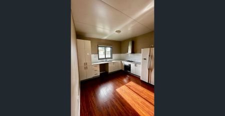 Cosy 2 Bedroom Granny flat with spacious rear yard - Photo 5