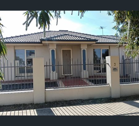 2/84 Seventh St, Mildura, Vic 3500 - Photo 2