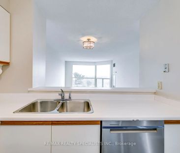 2155 Burnhamthorpe Road W #1001 - Photo 4