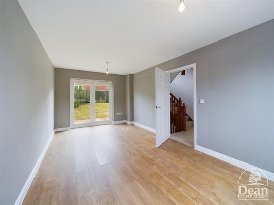 Princess Royal Road, Bream, Lydney - Photo 1