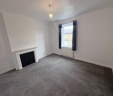 St Johns Road - Photo 2