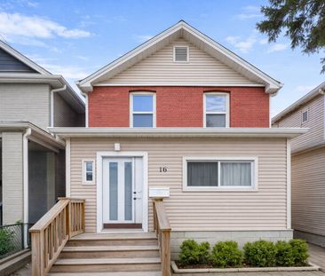 For Lease - 16 Strathmore Boulevard, Toronto, Ontario - Photo 4