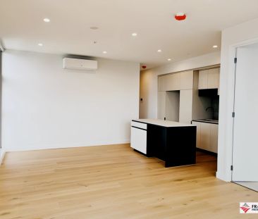 2Bedrooms, 2Bathrooms - Photo 2