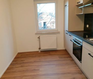 Sanierte Wohnung - mit neuer Küche zu vermieten! - Photo 3