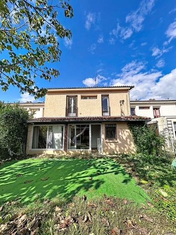 Location Maison 5 pièces 109m² GAILLAC 81600 - Photo 4