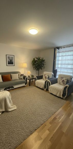 Sehr große 2-Zimmer-Wohnung ab Dezember! Am beliebten Bindermichl gleich neben dem Hummelhofwald! Perfekte Infrastruktur! - Foto 1