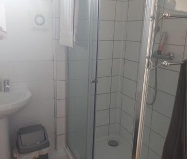 4 bedroom terraced house to rent - Photo 1