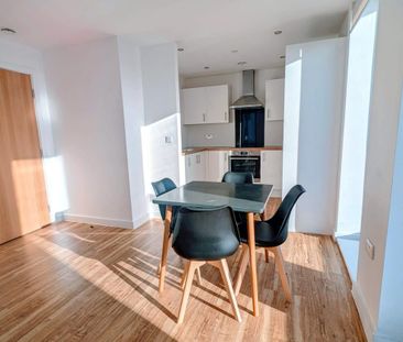 2 bedroom apartment to rent - Photo 3