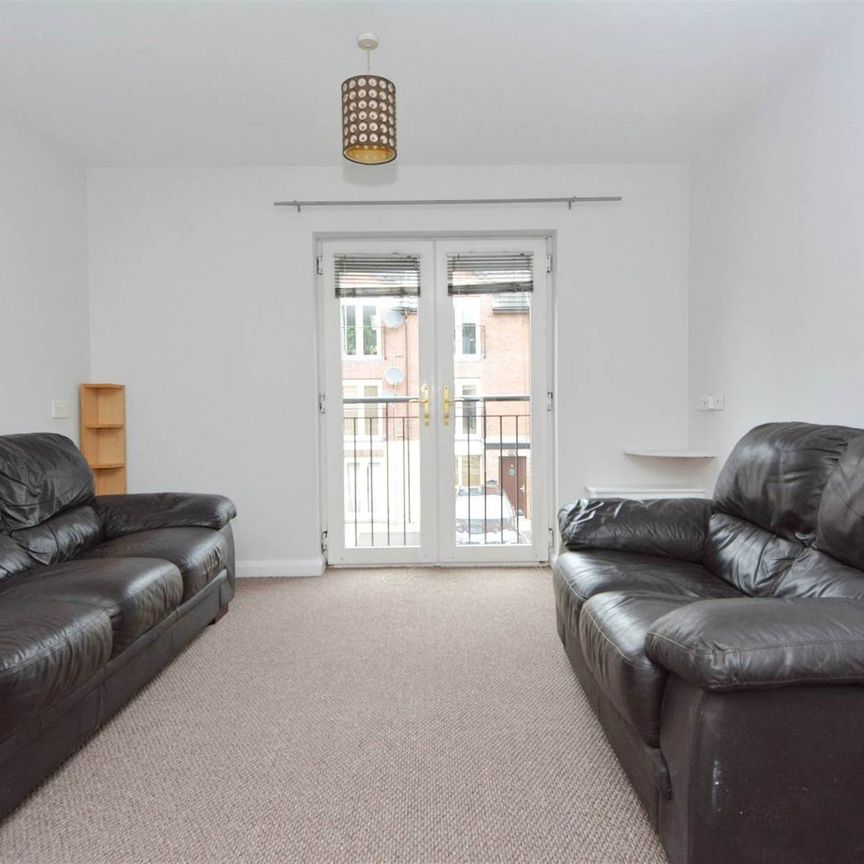 24 Maldon Court, Belfast, BT12 6GY - Photo 1