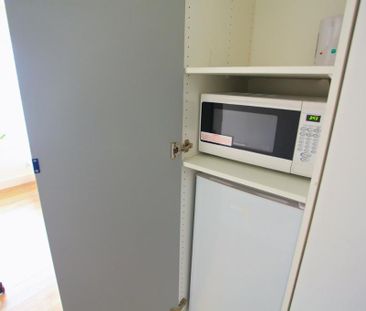 1 bedroom in a house share to rent - Photo 6