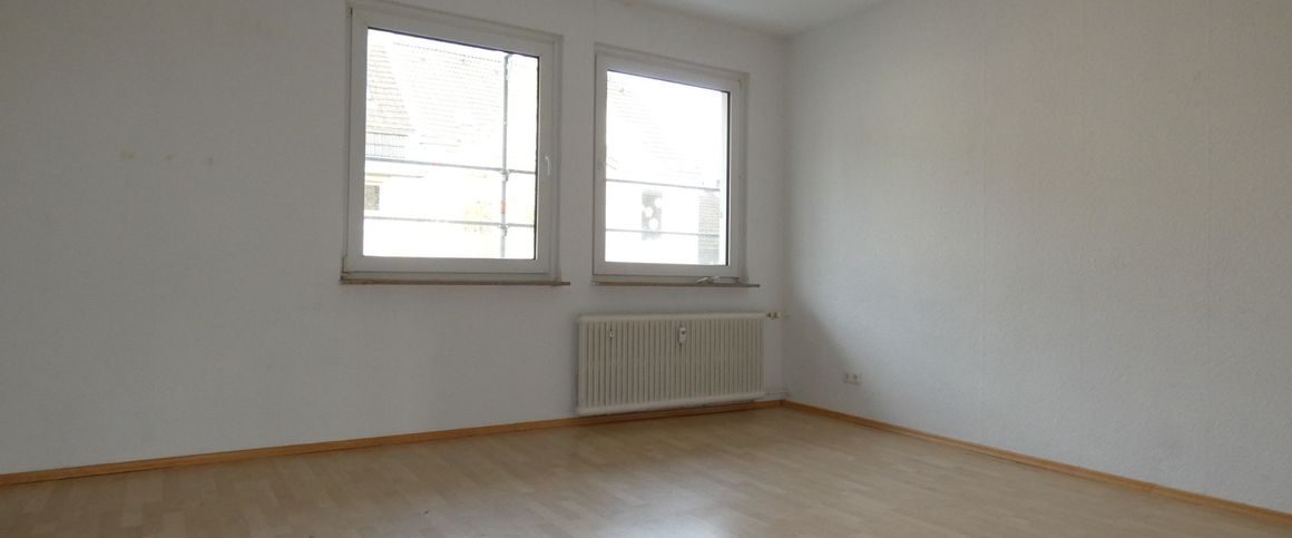 ***Dichterviertel: Charmante 2-Zimmer-Wohnung – Gebäude wird aktuell energetisch saniert! *** - Foto 1