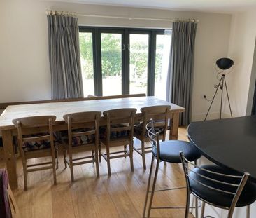 Near Royston Double Room with Own Bathroom - Photo 6