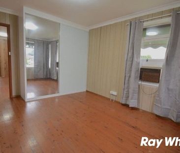 Three Bedroom Family Home - Quiet Neighbourhood - Photo 3