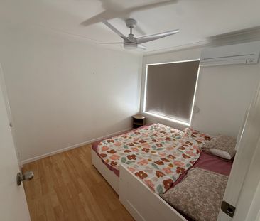 Thornlands - Photo 2