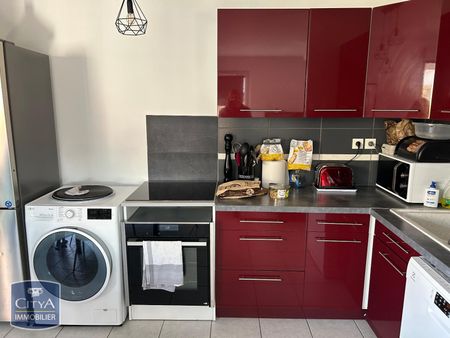 Location Appartement 4 pièces 84m² CHARNAY LES MACON 71850 - Photo 3