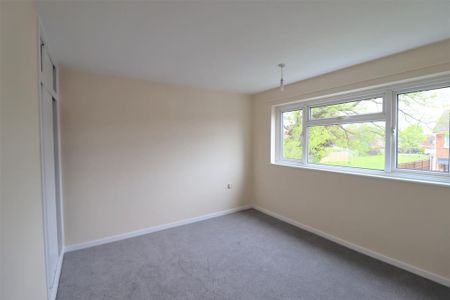 3 bedroom detached house to rent - Photo 4