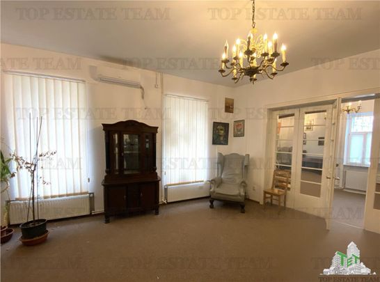 Vila spatioasa de inchiriat, ultracentral zona Cismigiu. - Fotografie 1