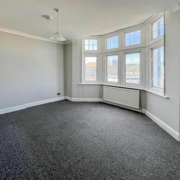 Bexhill Road, St Leonards-on-sea, TN38 - Photo 1