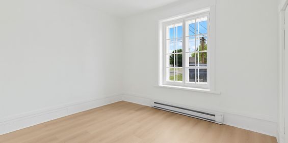 5 Et Demi à Louer | 2474 Av. Royale, Bea - Photo 3