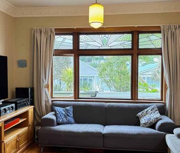 Sunny 3-Bedroom Character Home in Island Bay - Photo 4