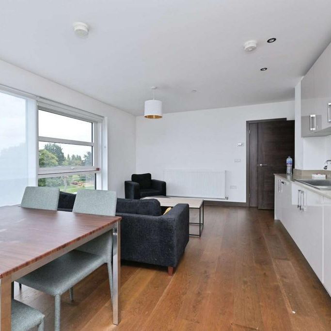 2 bedroom flat to rent - Photo 1