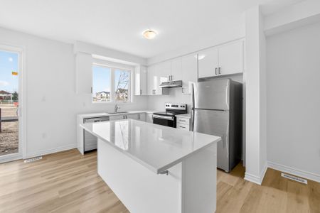 For Lease - 182 Stamson Street, Kitchener, Ontario - Photo 4