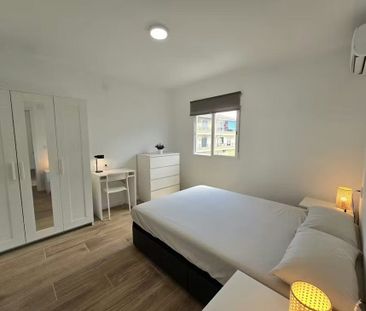 Calle Chiva, Alfafar, Valencian Community 46910 - Photo 1