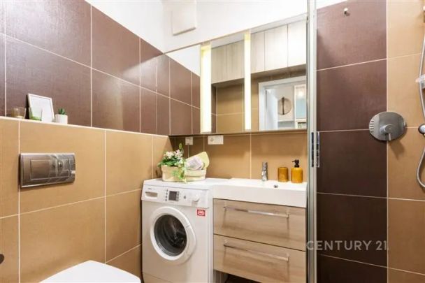 Prostorný byt 2+kk k pronájmu, zahrada 124 m - Fotografie 1