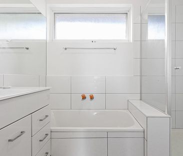 **REGISTER TO INSPECT VIA REALESTATE.COM.AU LINK & PHOTO ID MUST BE... - Photo 6