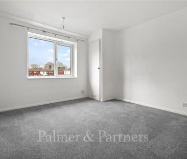 3 bedroom end of terrace house to rent - Photo 5