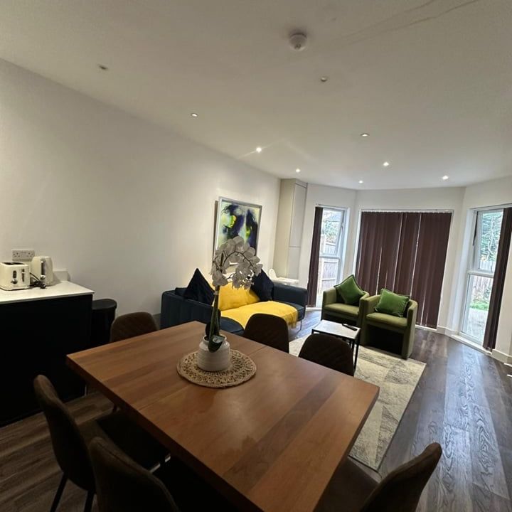 3 Bed Flat, Finchley Road, NW11 - Photo 1