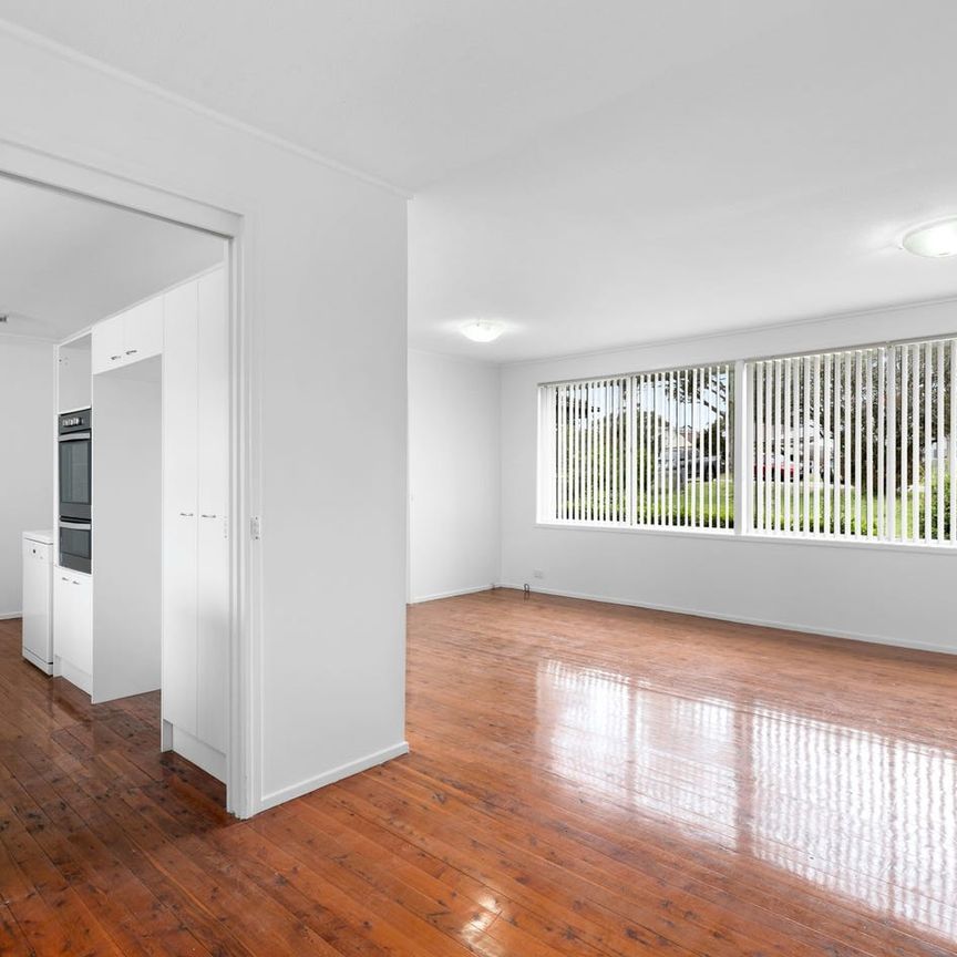 Light Filled Home - Photo 1